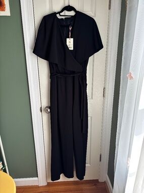 Women's Alex Marie Black Crepe Jumpsuit NWT Size 18